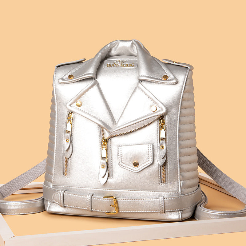 Sac Manteau – L’audace à portée d’épaule