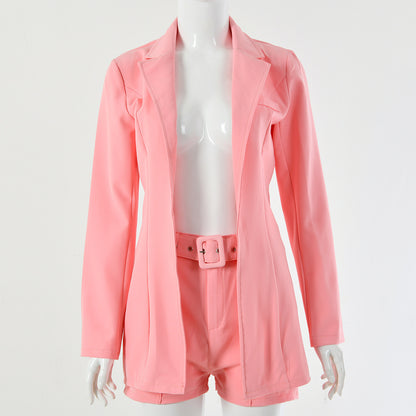Tailleur Nova – L’impact spontané