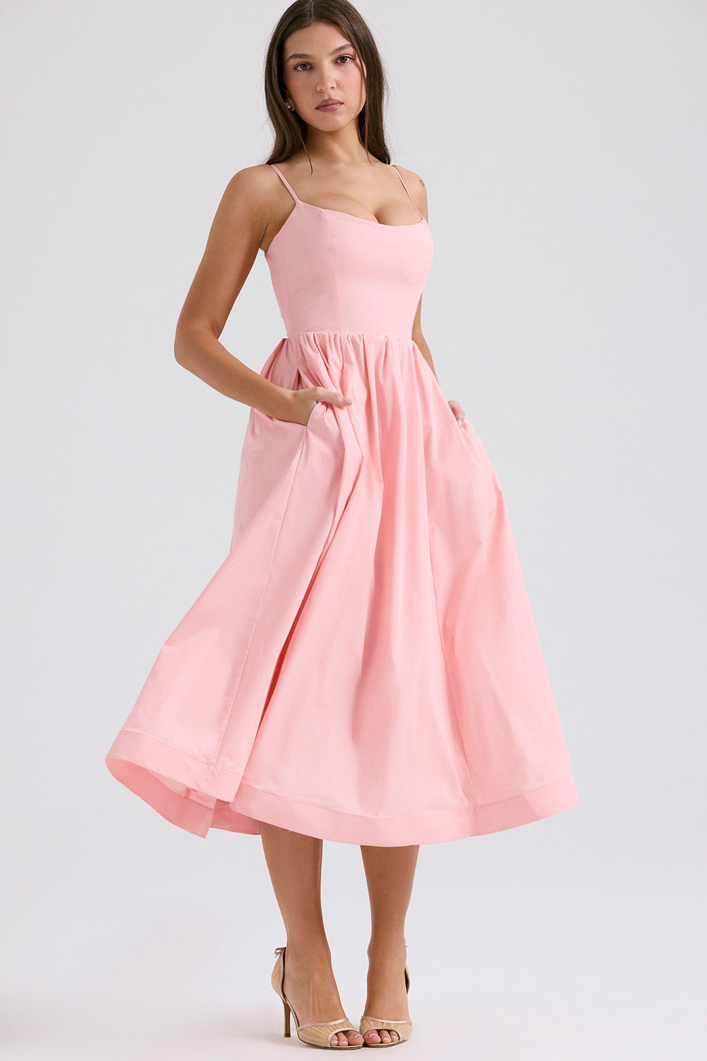 Robe Lunna — L’élégance spontanée des beaux jours