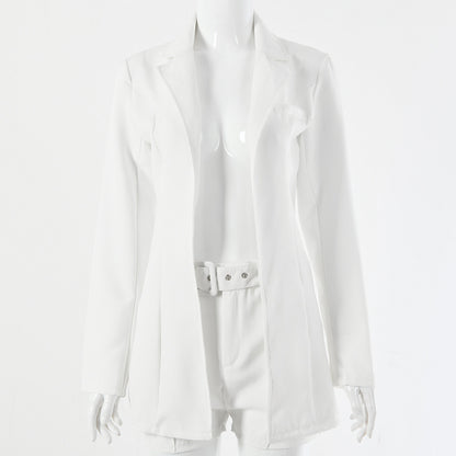 Tailleur Nova – L’impact spontané