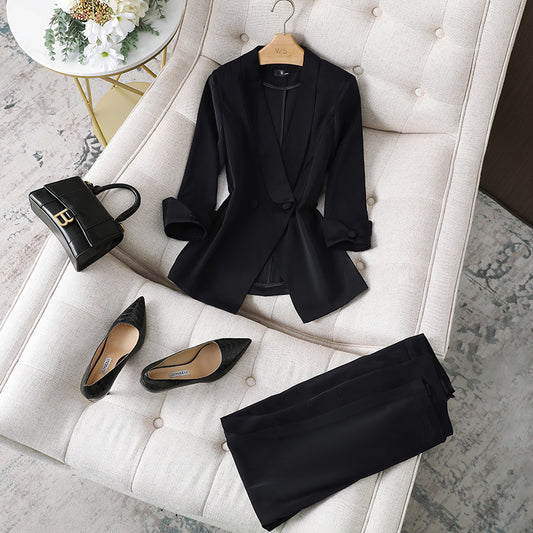 Tailleur Axiom – La rigueur fluide du style