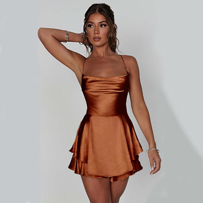Robe Lyra — La petite noire qui magnétise les regards