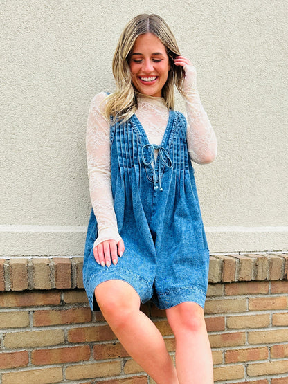 Combishort Elva — Le charme sans effort du denim fluide