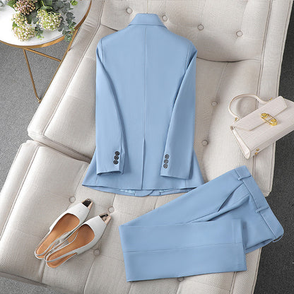 Tailleur Signature – L’assurance du style sans compromis
