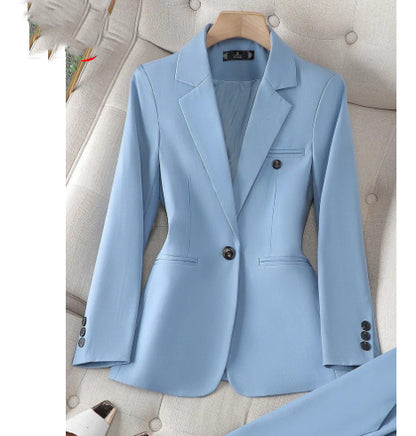Tailleur Signature – L’assurance du style sans compromis